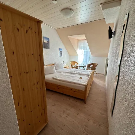 Ursula 베른카슈텔쿠에스