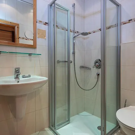 Ursula 베른카슈텔쿠에스